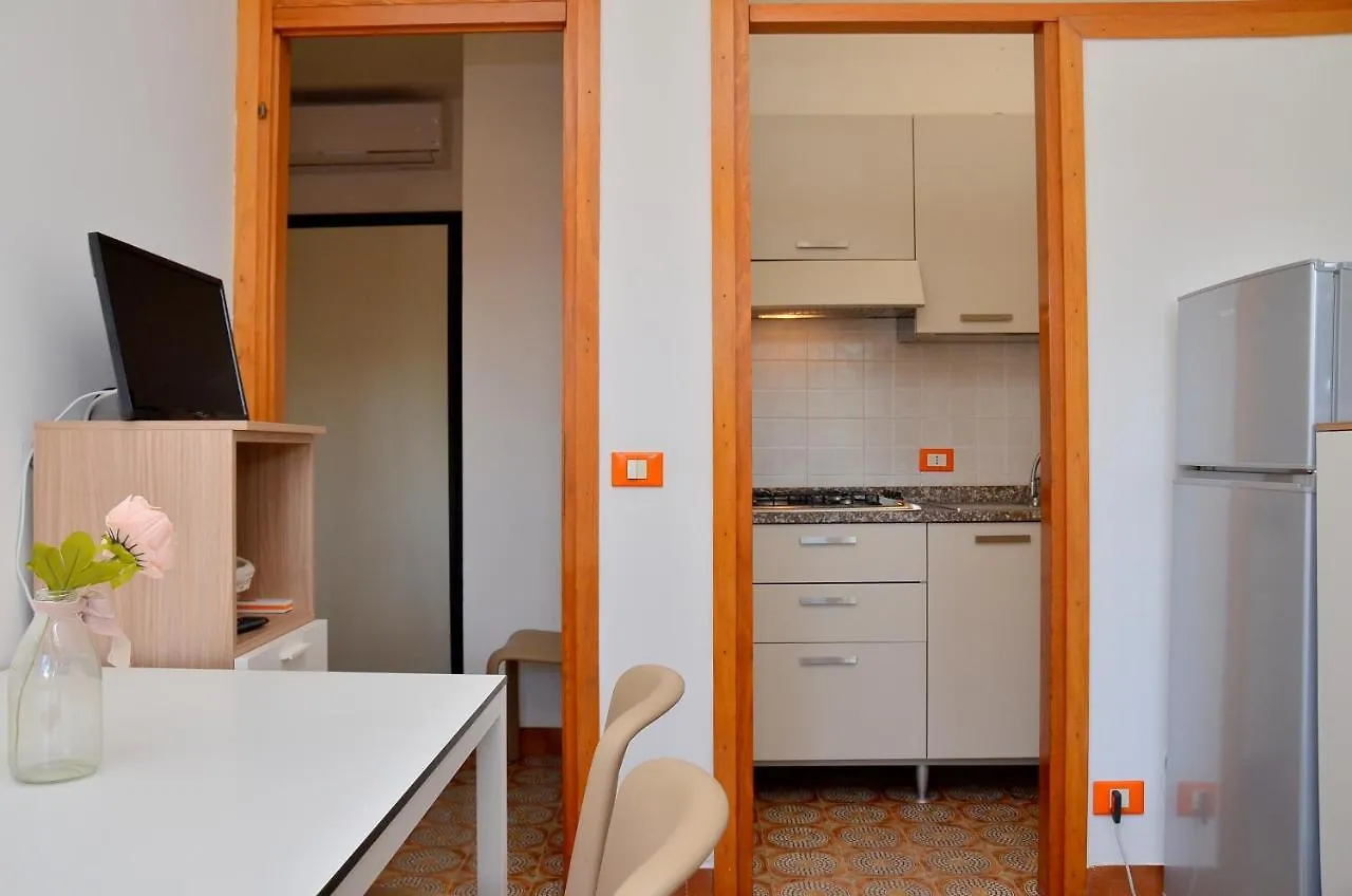 Condominio Corinzia Bibione 0*,