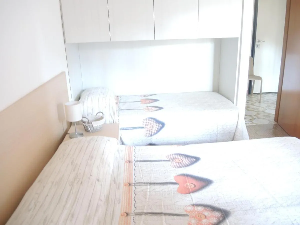 アパート Condominio Corinzia ビビオーネ イタリア